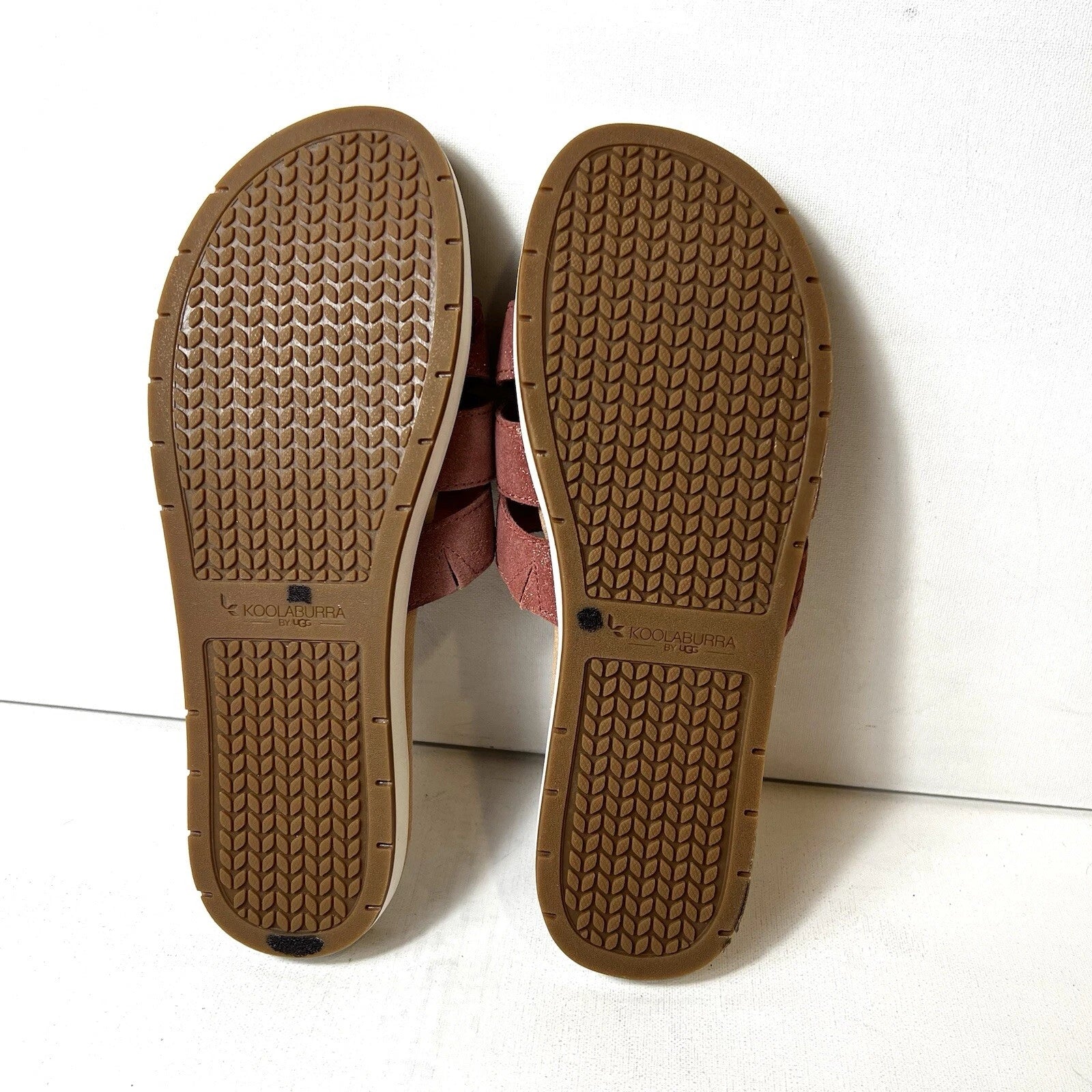 Koolaburra by UGG Women 11 Pink Leather Sandal Glitter Slide Open Toe Casual New