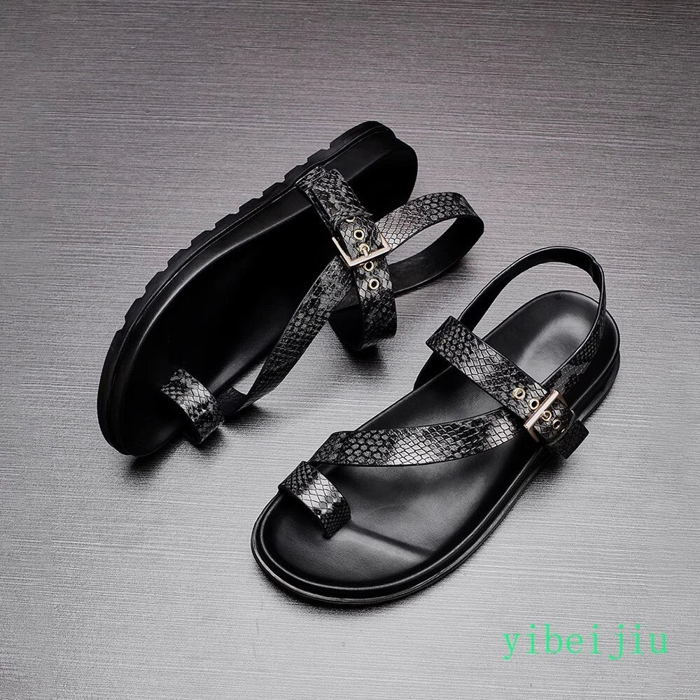 2025 Men's Clip Toe Flats Real Leather Sandals Roman Shoes Beach Summer Holiday