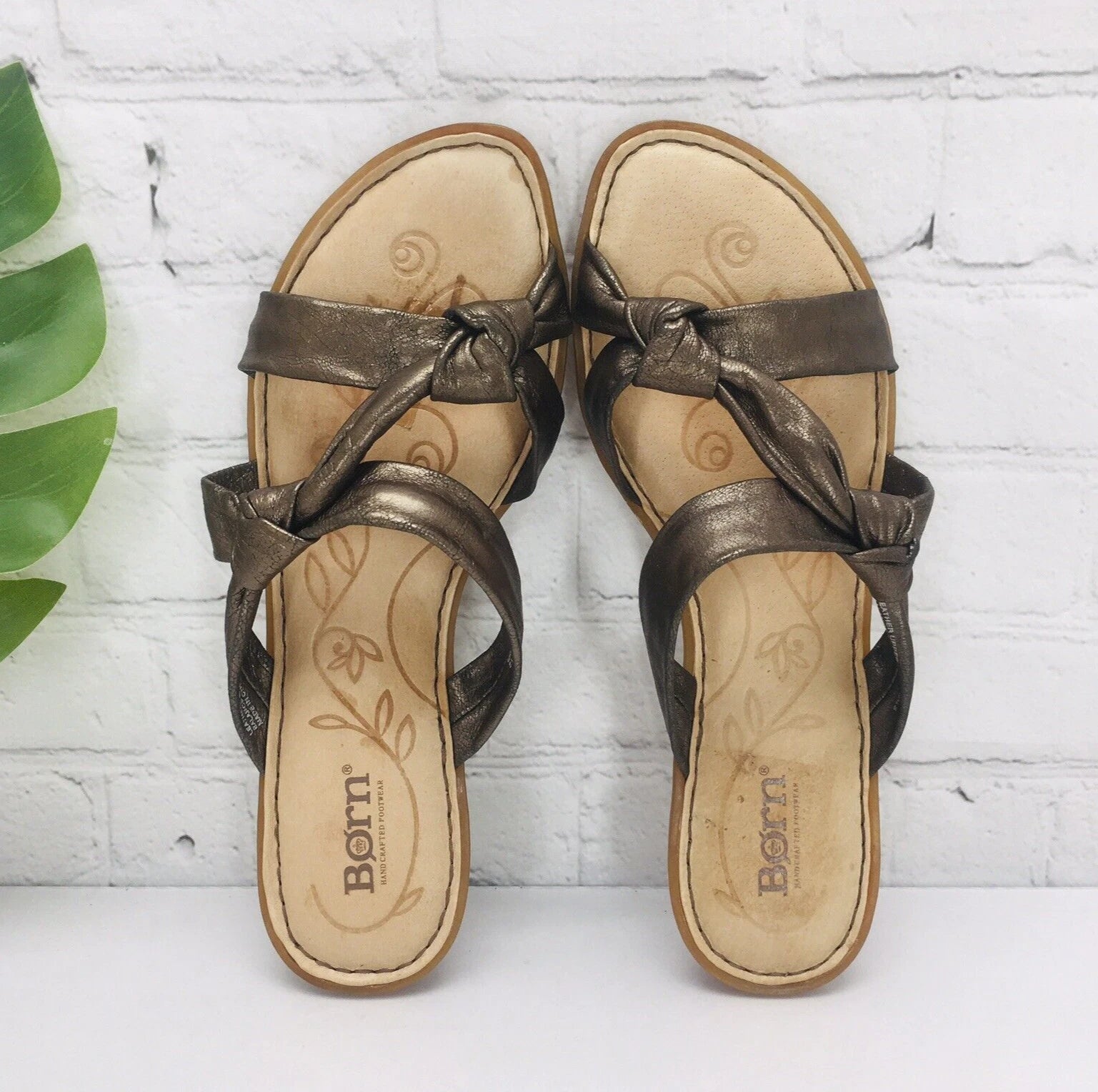 Born Slide Sandals Women's 8/39 Bronze Leather Strap Flat Comfort Flip Flop