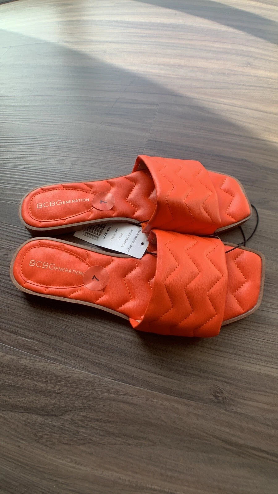 Sale!! $79 BCBGeneration Slide Lindy Sandal  Spicy Orange size 7 (37.5)