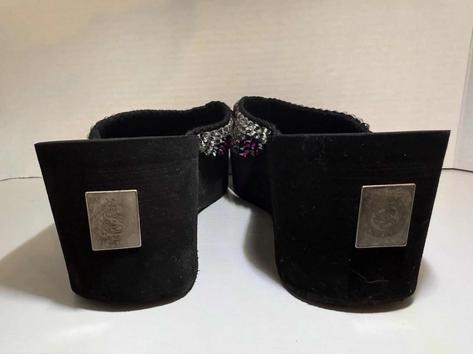 Bedazzled Crystal Y2K Black Flip Flop Wedge Pink And Black Women’s SZ 8