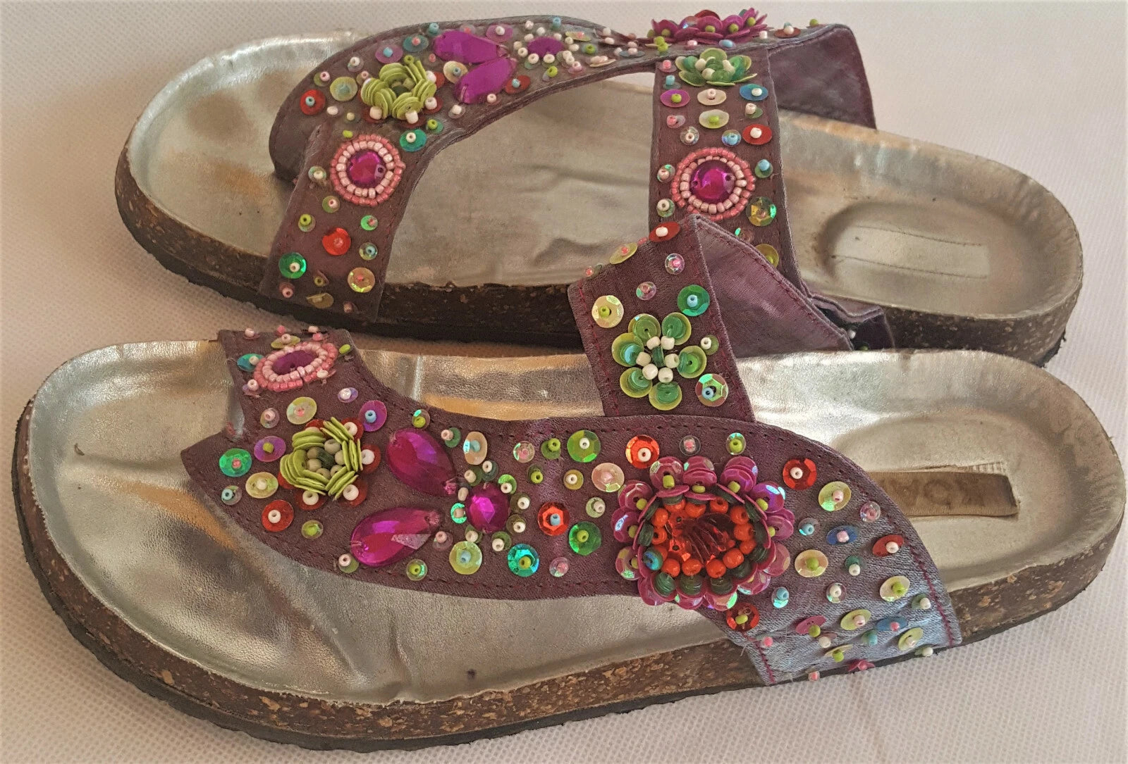 Koan Womens Slip On Thong Flat Sandal Silver Embellished Sz 7.5