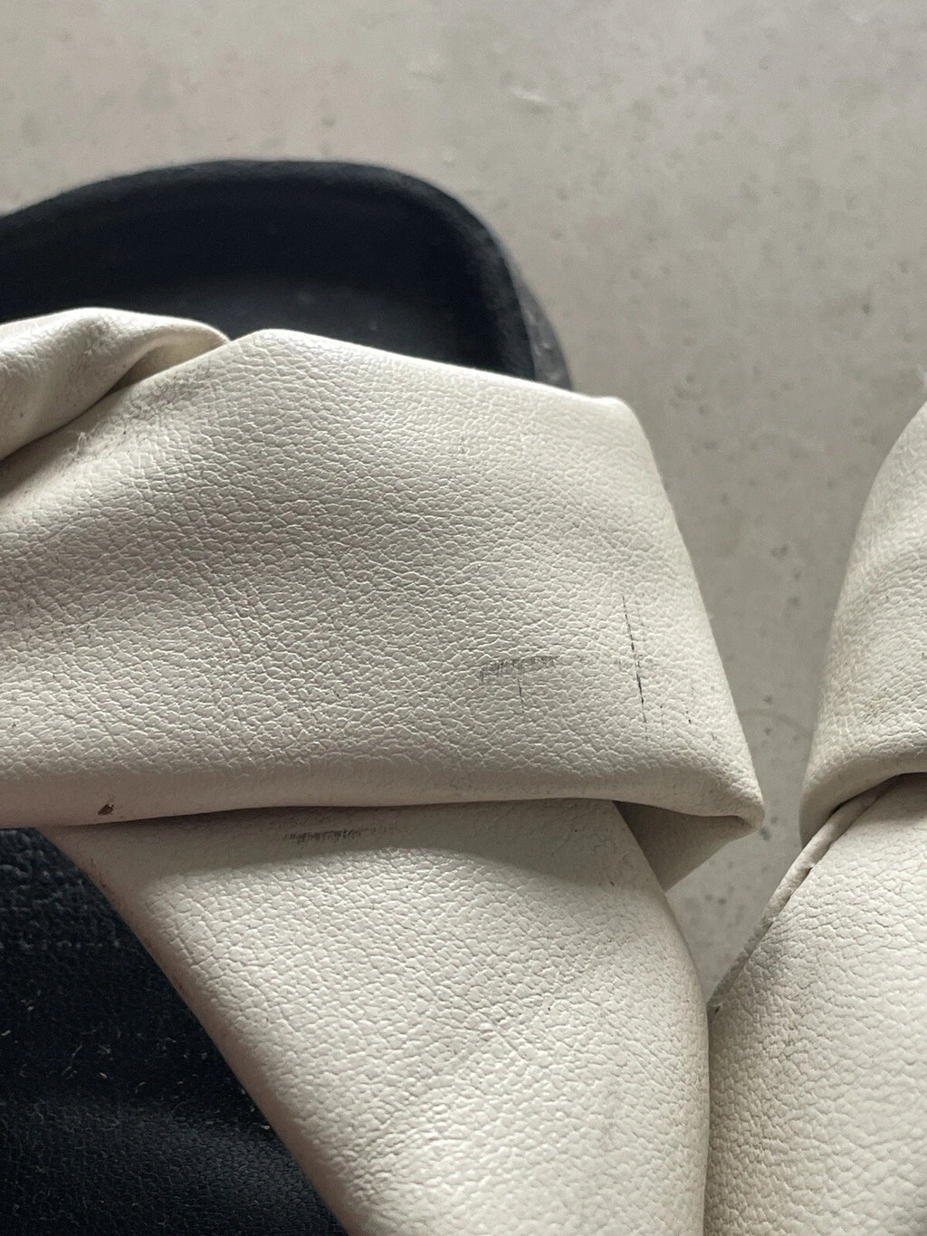 Dazie White Knot-Style Nordic Flats Shoes