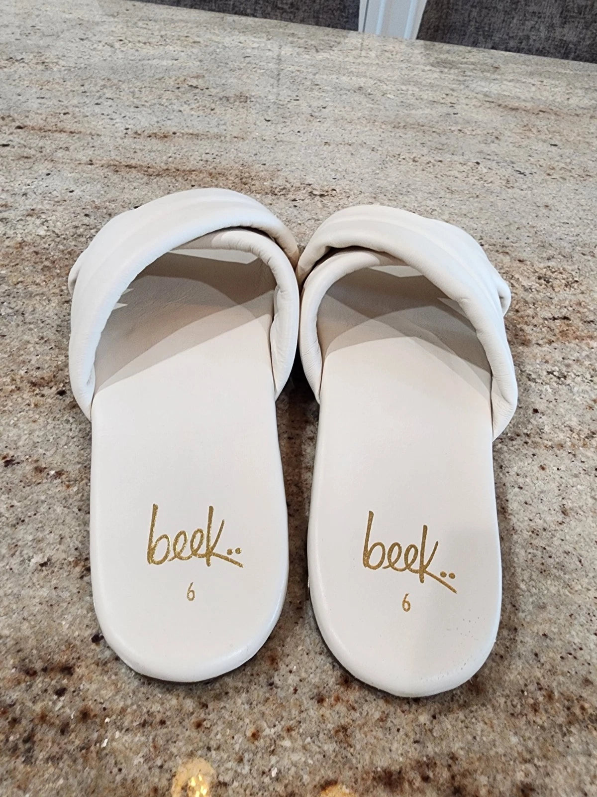 New Women's BEEK Surfbird Eggshell Leather Slide Sandals Size 6
