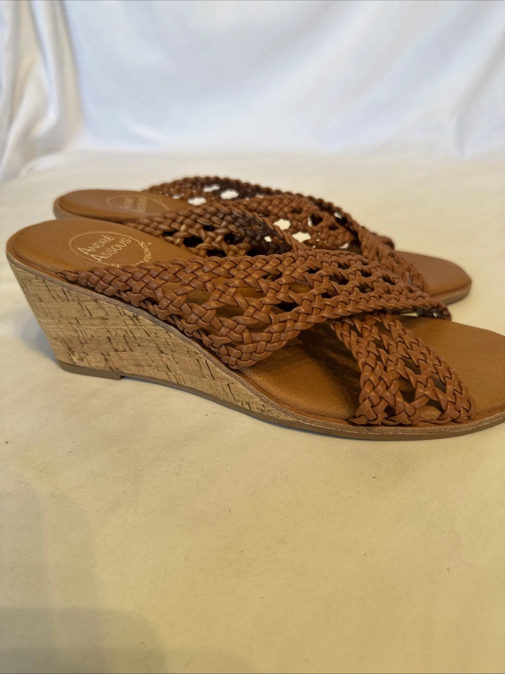 André Assous Bryana Women’s Woven Wedge Sandals Brown Size 8 M NWOT