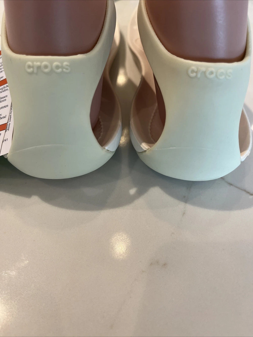 CROCS Women 9 Sexi Flip Flop Thong PALE YELLOW WHITE Serena Sandals NEW NWT