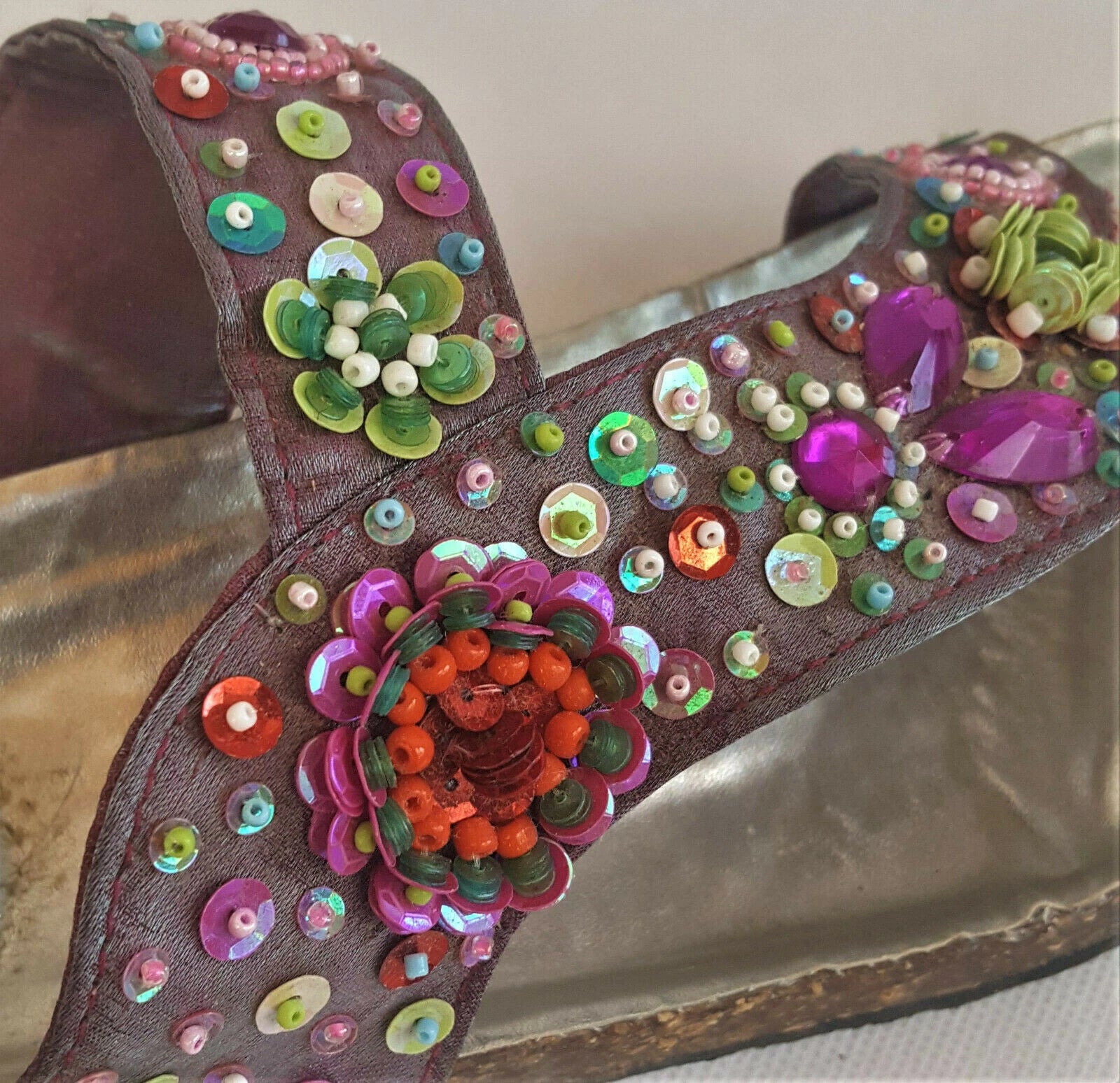Koan Womens Slip On Thong Flat Sandal Silver Embellished Sz 7.5