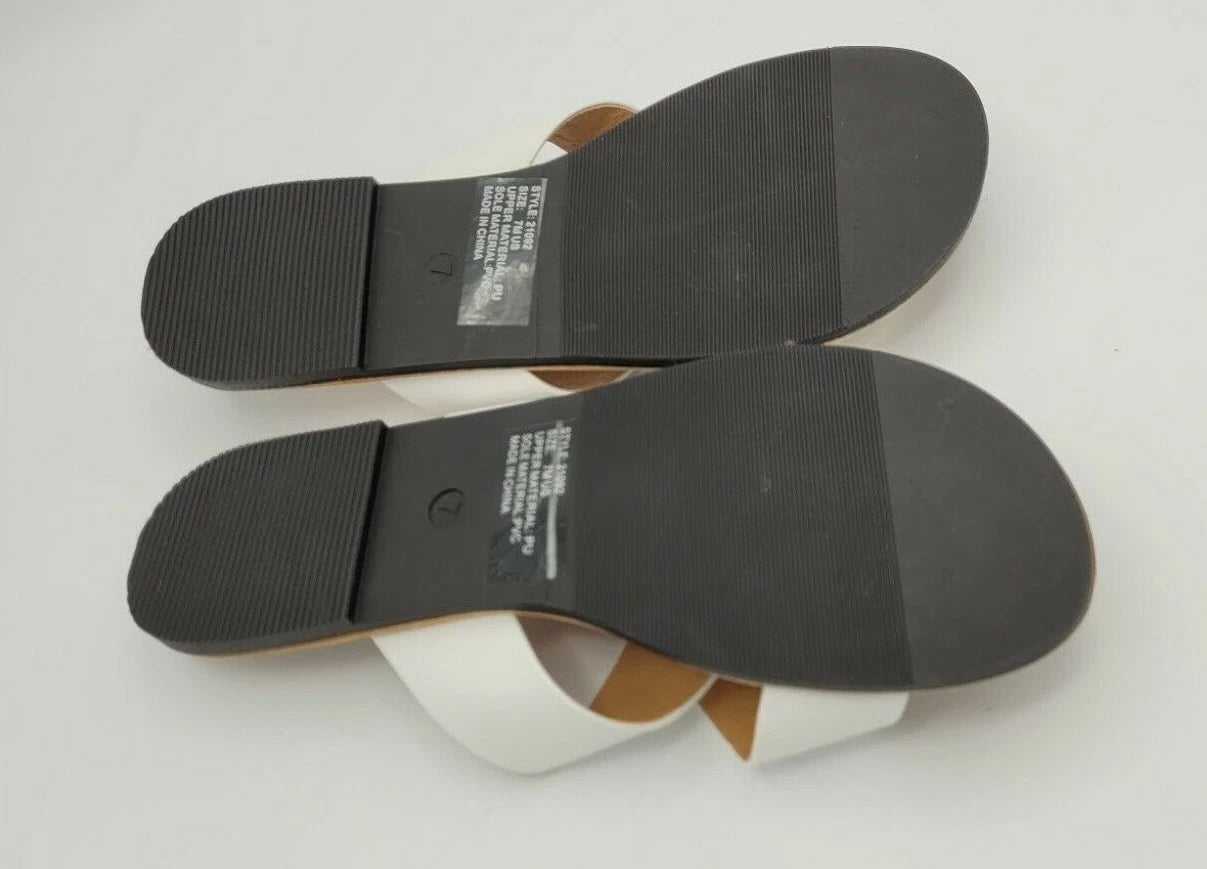Charlotte Russe White Sandals Flat New Size 7 M Style 21092 New