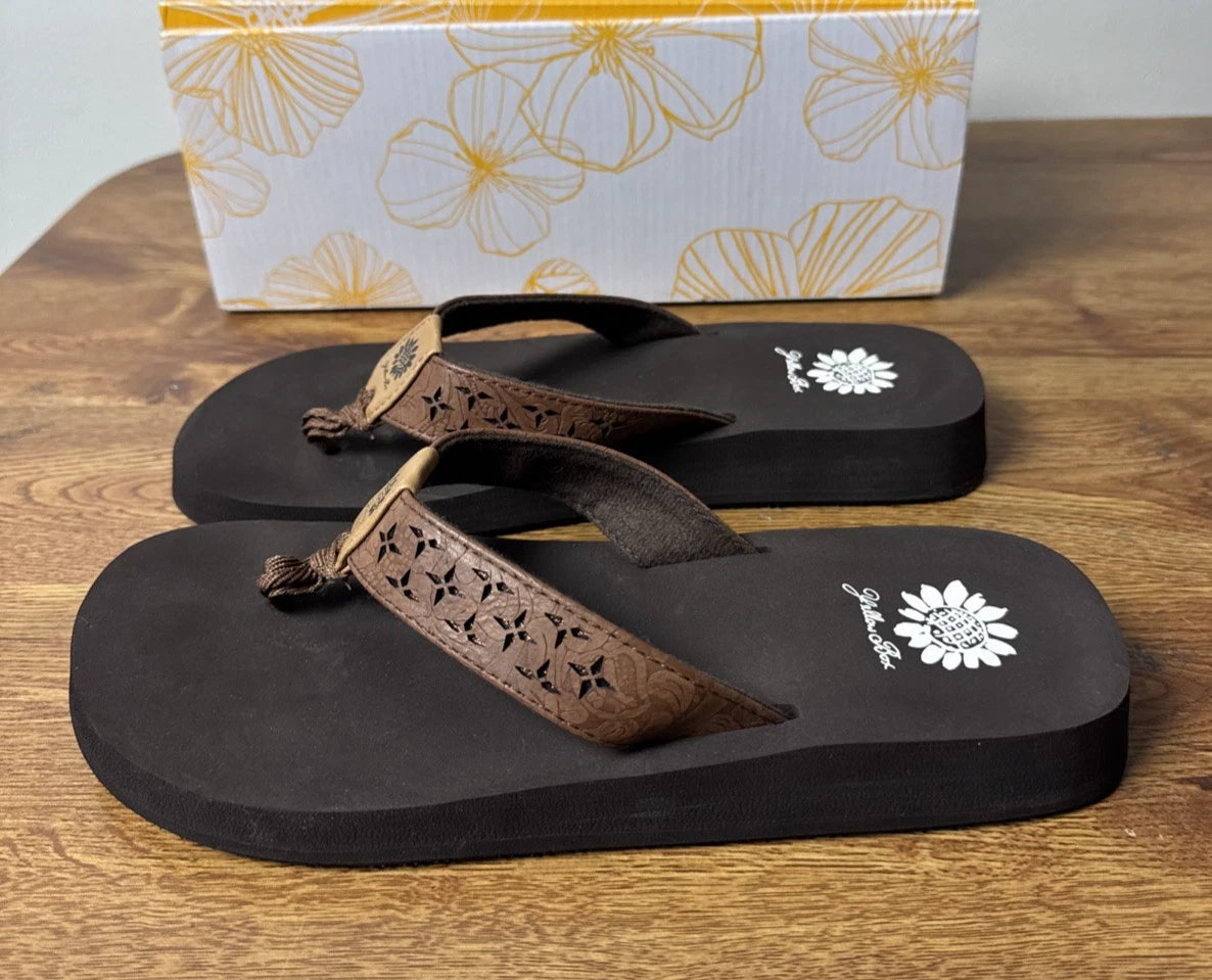 Yellow Box Flip Flop Benji Womens 9 M Brown Slip-On 32475 Comfort 1" Heel Gypsy