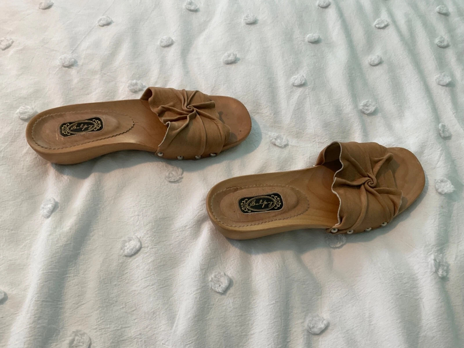 SALPY Handmade Shoes Beige Leather Wooden mule Womens size 7.5  Style Anna