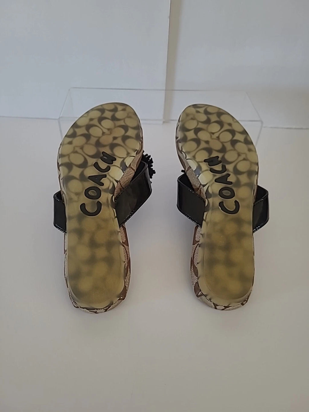 Coach Suki Fringe SZ 6B Sandals Flower Signature Thong Flip Flop Brown Y2K Style