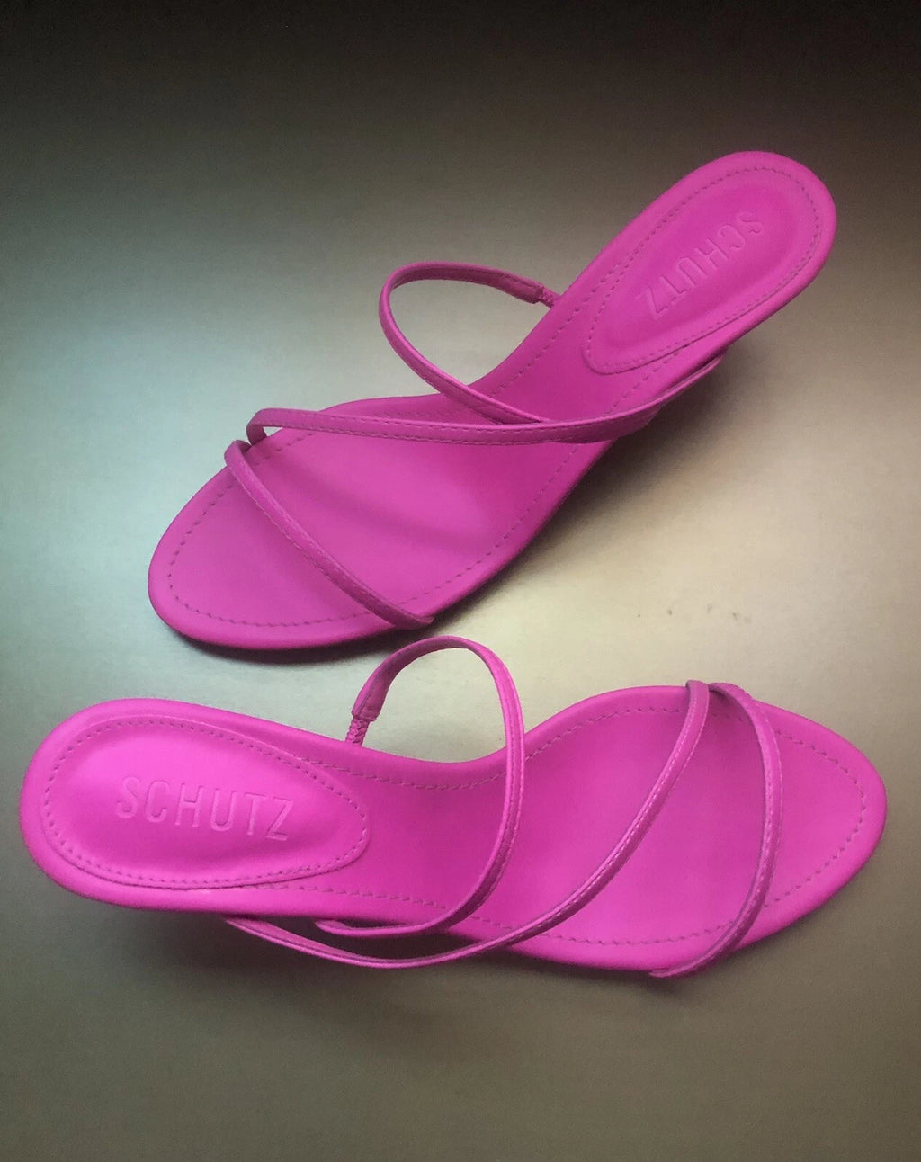 NIB SCHUTZ Evenise Napa Leather Kitten Heel Strappy Sandals In Neon Pink 7.5 (7?