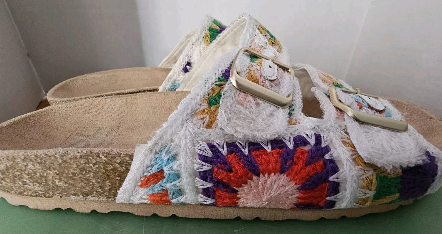 Dirty Laundry Crochet Sandals Women Sz 9 Slip On Shoes Boho Cute Hippie  Flat