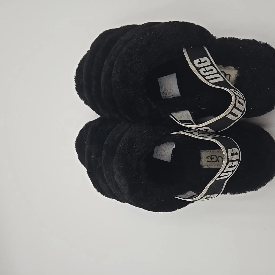 UGG Fluff Yeah Slides Size 8 Black Sandal Slipper Cozy Casual Everyday Fluffy