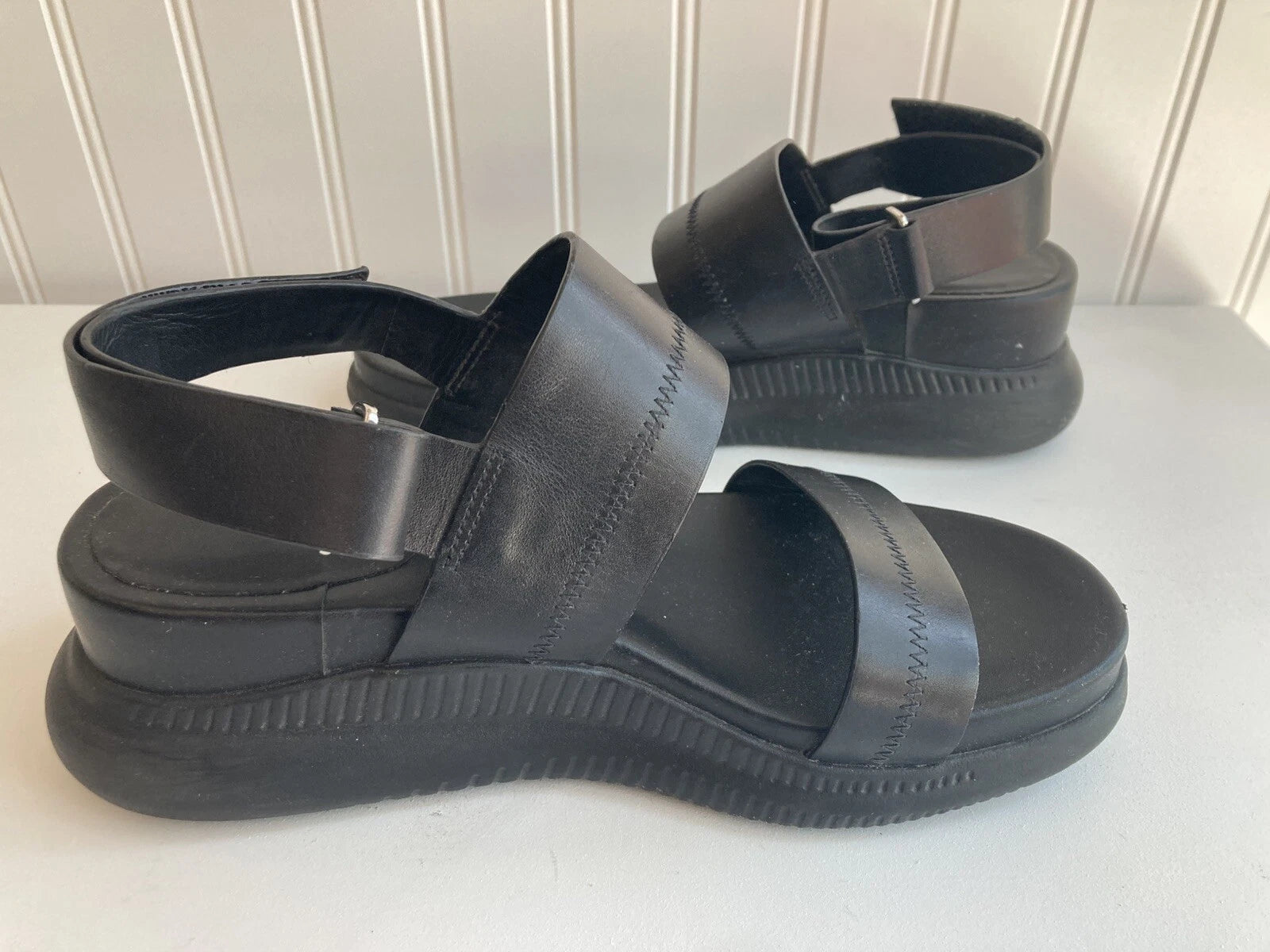 Cole Haan Women's 2.ZERØGRAND Slide Sandal (30mm) Size 8B Black EUC