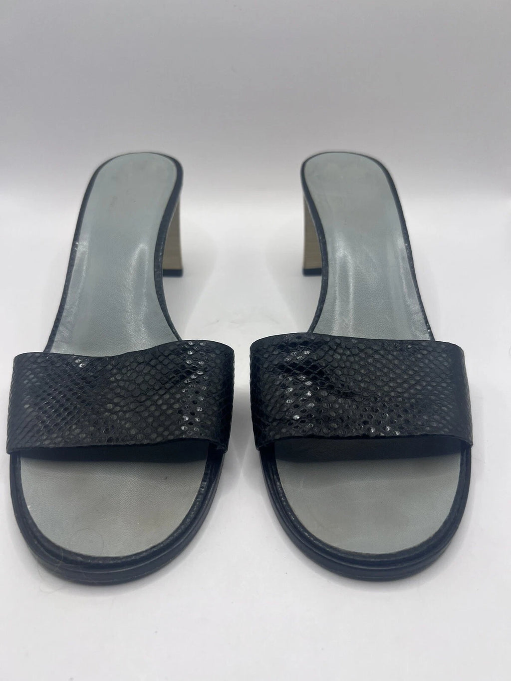 Gucci Womens Snakeskin Leather Sandals Slip On Size 6B Block Heel