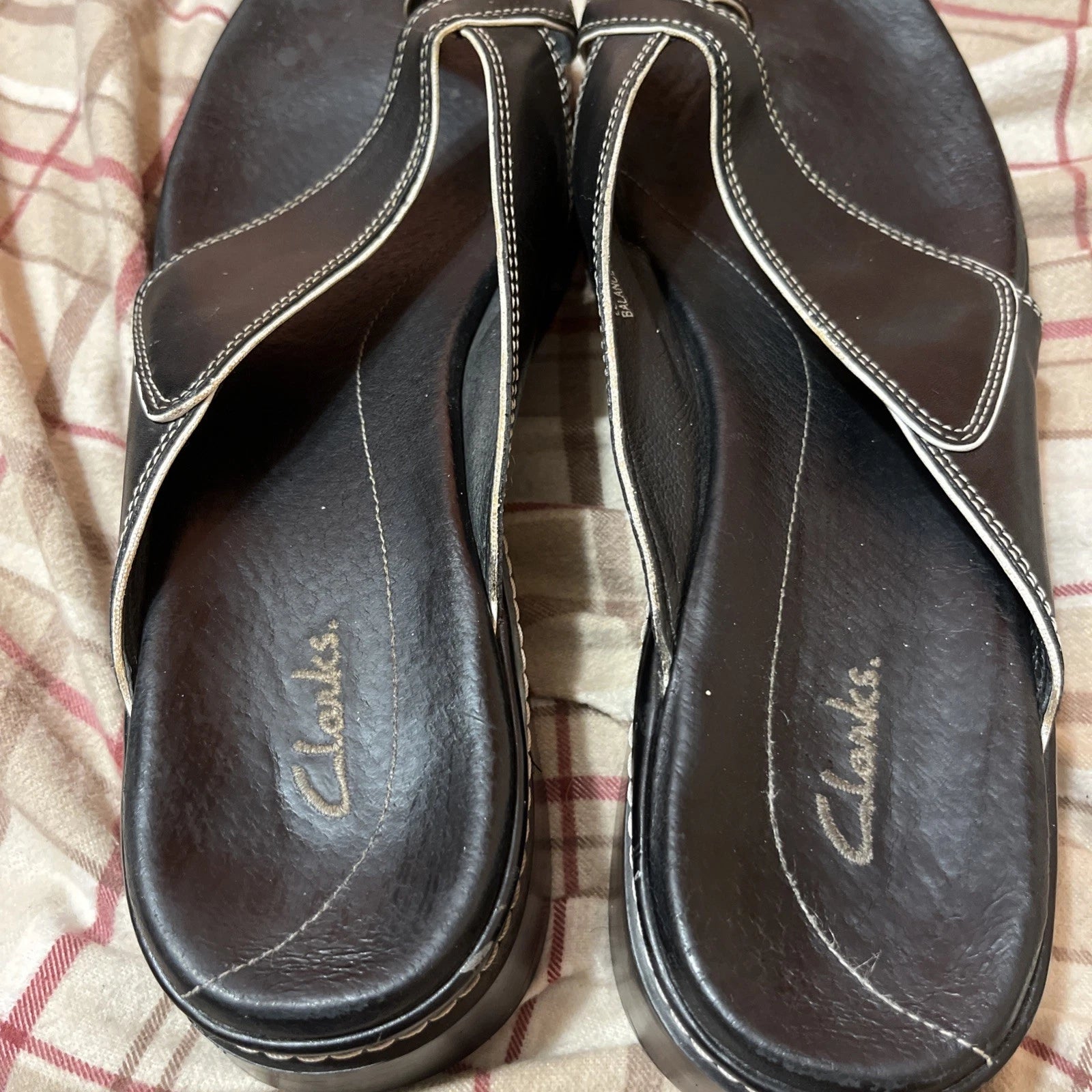 Clarks Womens Soft Black Leather Sandals Grannycore