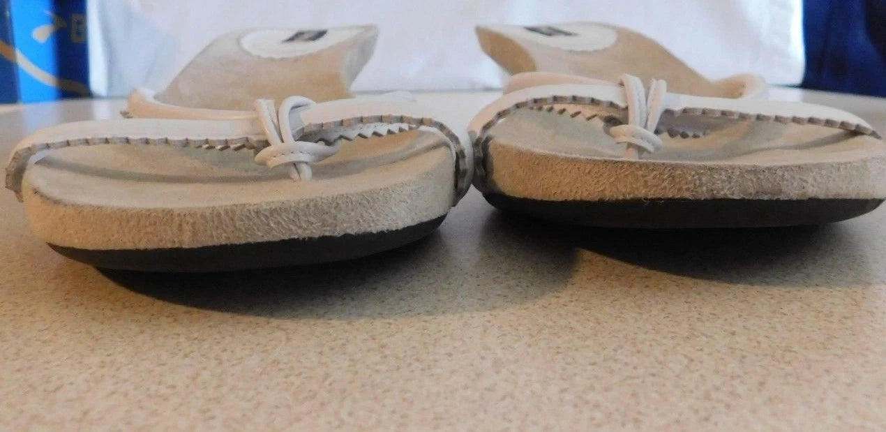 Style & Co. Women's Split Toe Casual 1 1/2'' Heeled Shoes, White,Size 9M