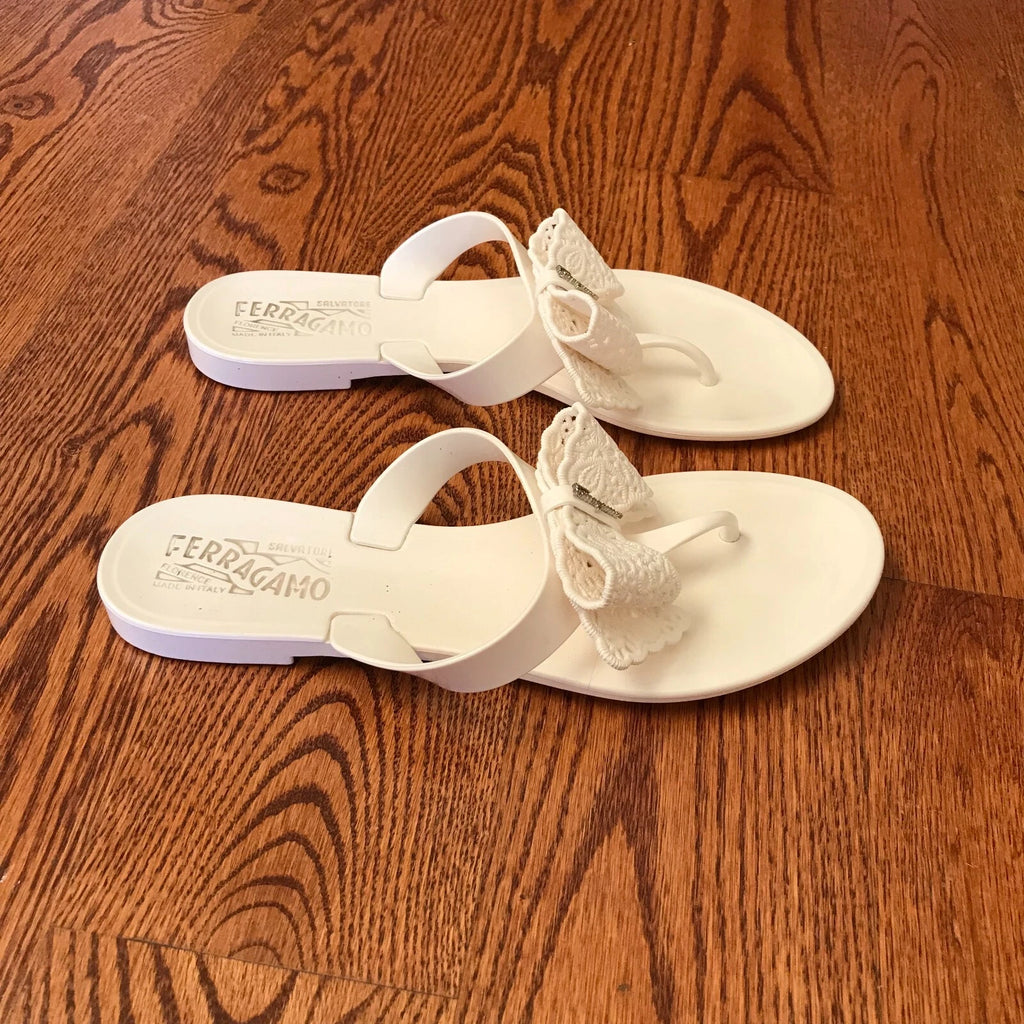 Salvatore Ferragamo Bali Jelly  Sandals Womens 6 Ivory White Rubber Flip Flops