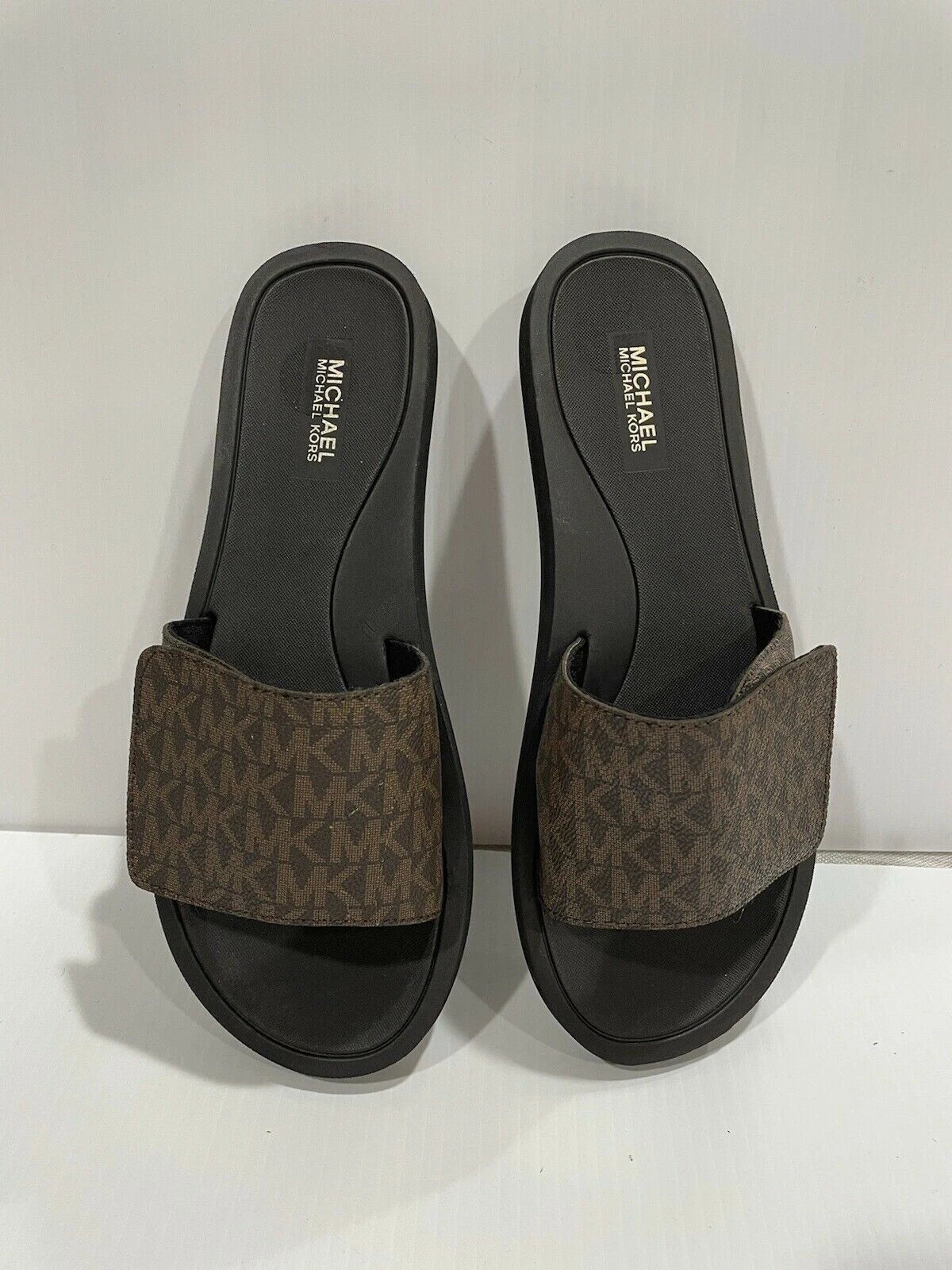 Michael Kors Wade Slide MK Signature Logo Sandals Adjust Closure Brown SZ 9 New