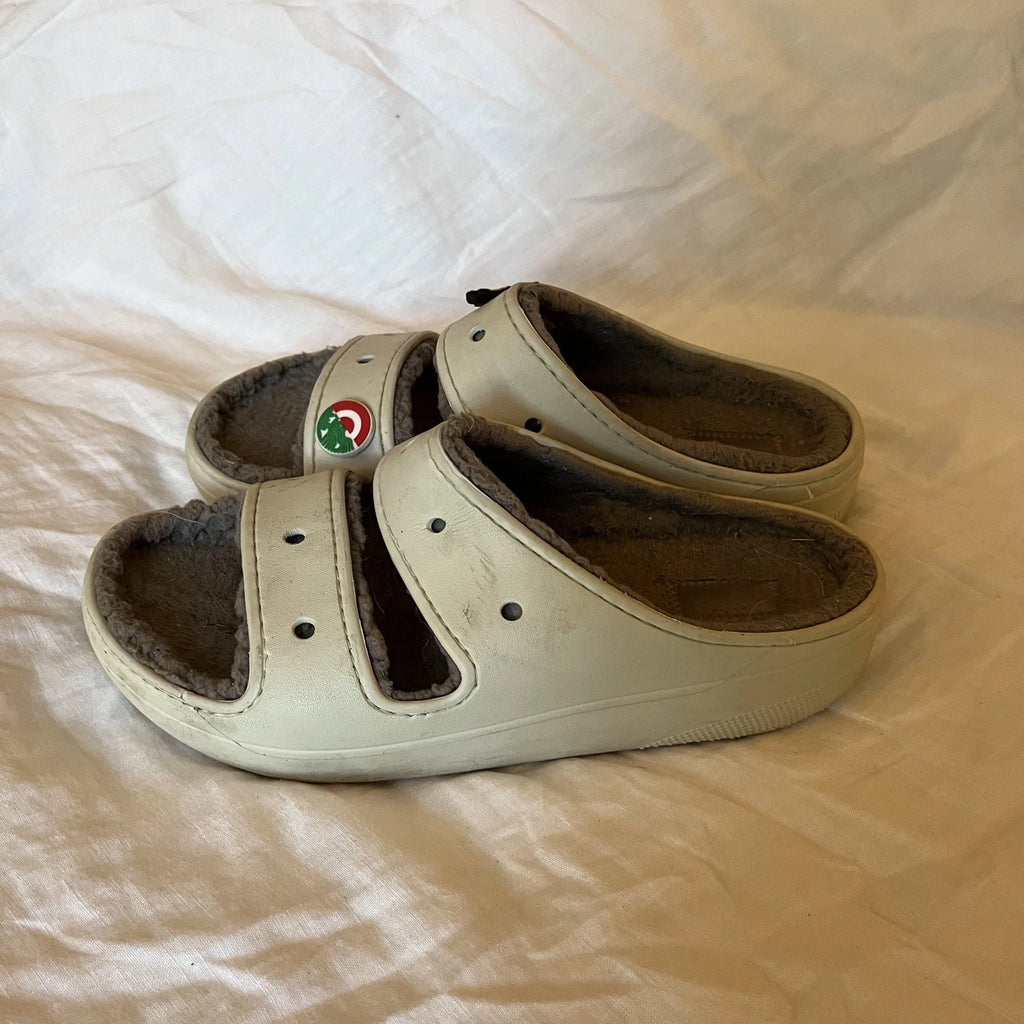 Crocs Classic Cozy Sandals Faux Fur Lining Unisex Men Sz 10 Women 12 Beige Gray