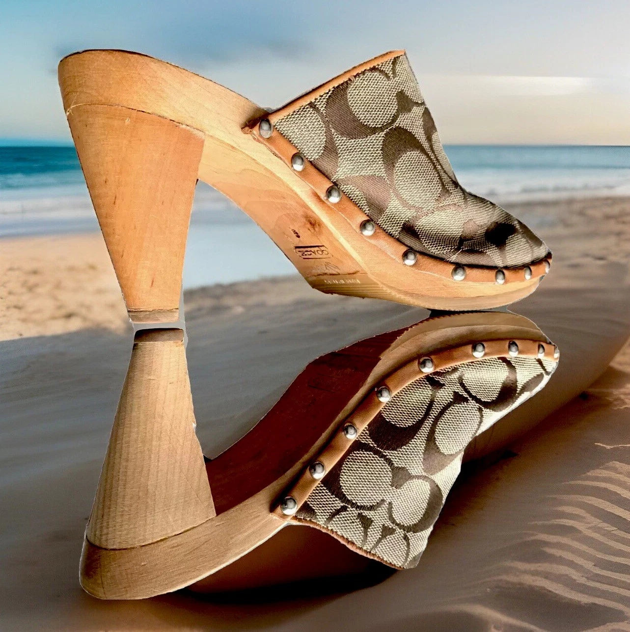 COACH “FELICITY” MONOGRAM CANVAS CLOG HEEL/SANDALS BROWN WOMENS 6 MADE IN ITALY