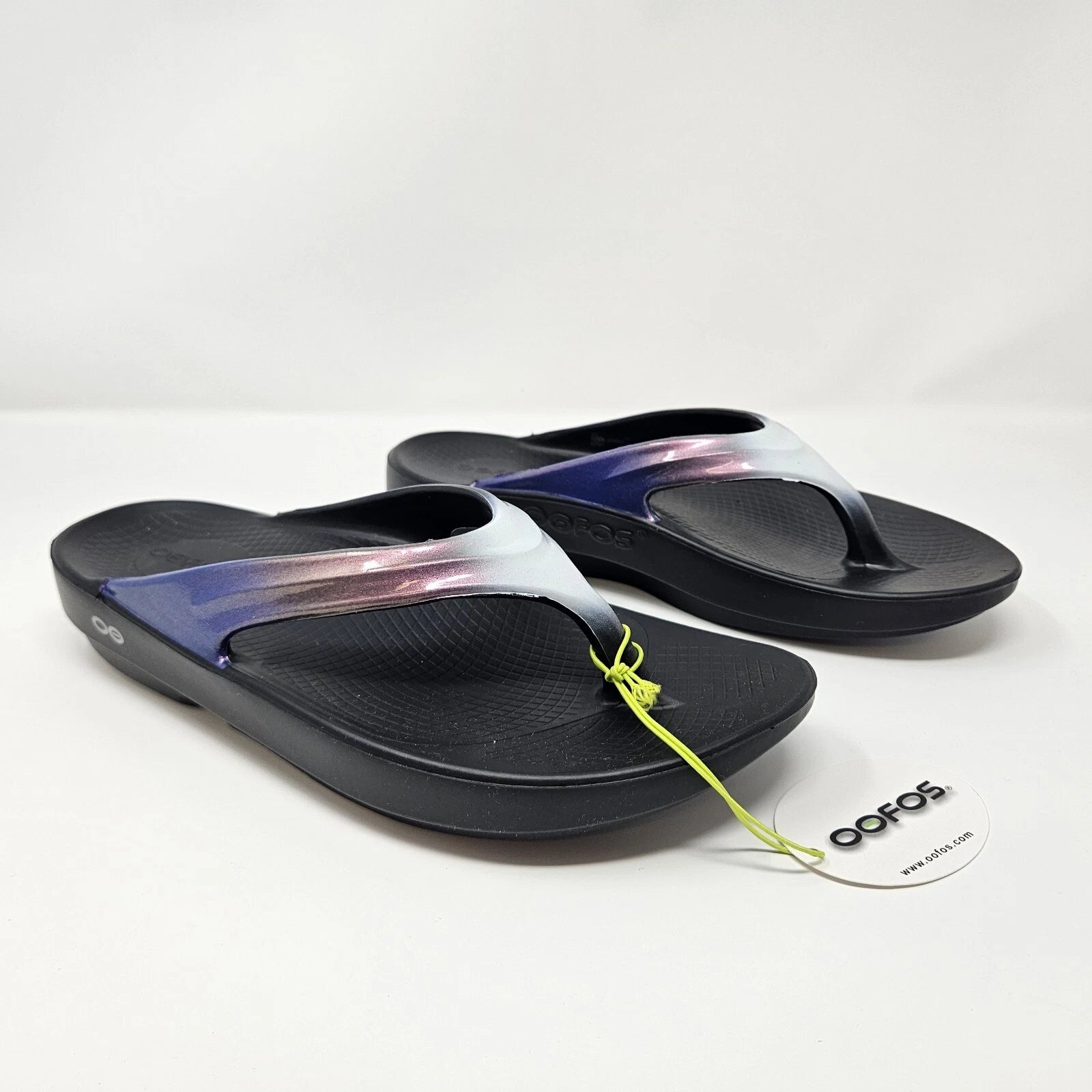Oofos OOLALA Luxe Flip Flop 'Black' - Style 1401  / Brand New / Size 10 Wmns