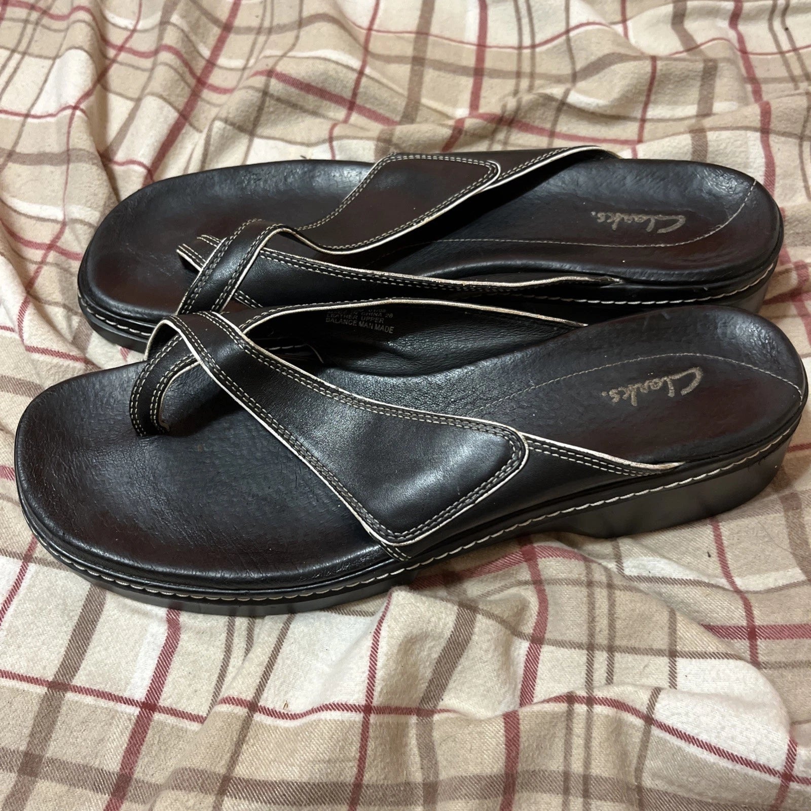 Clarks Womens Soft Black Leather Sandals Grannycore