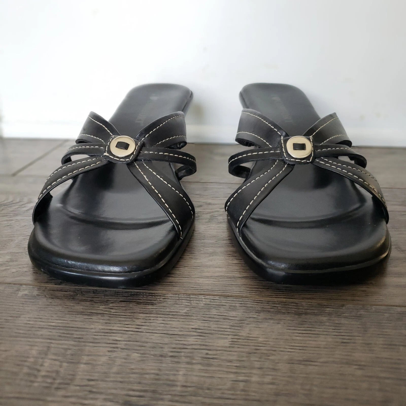 I Love Comfort PAIGE Black Leather Sandals Style 47853 Kitten Heels Women’s 10M