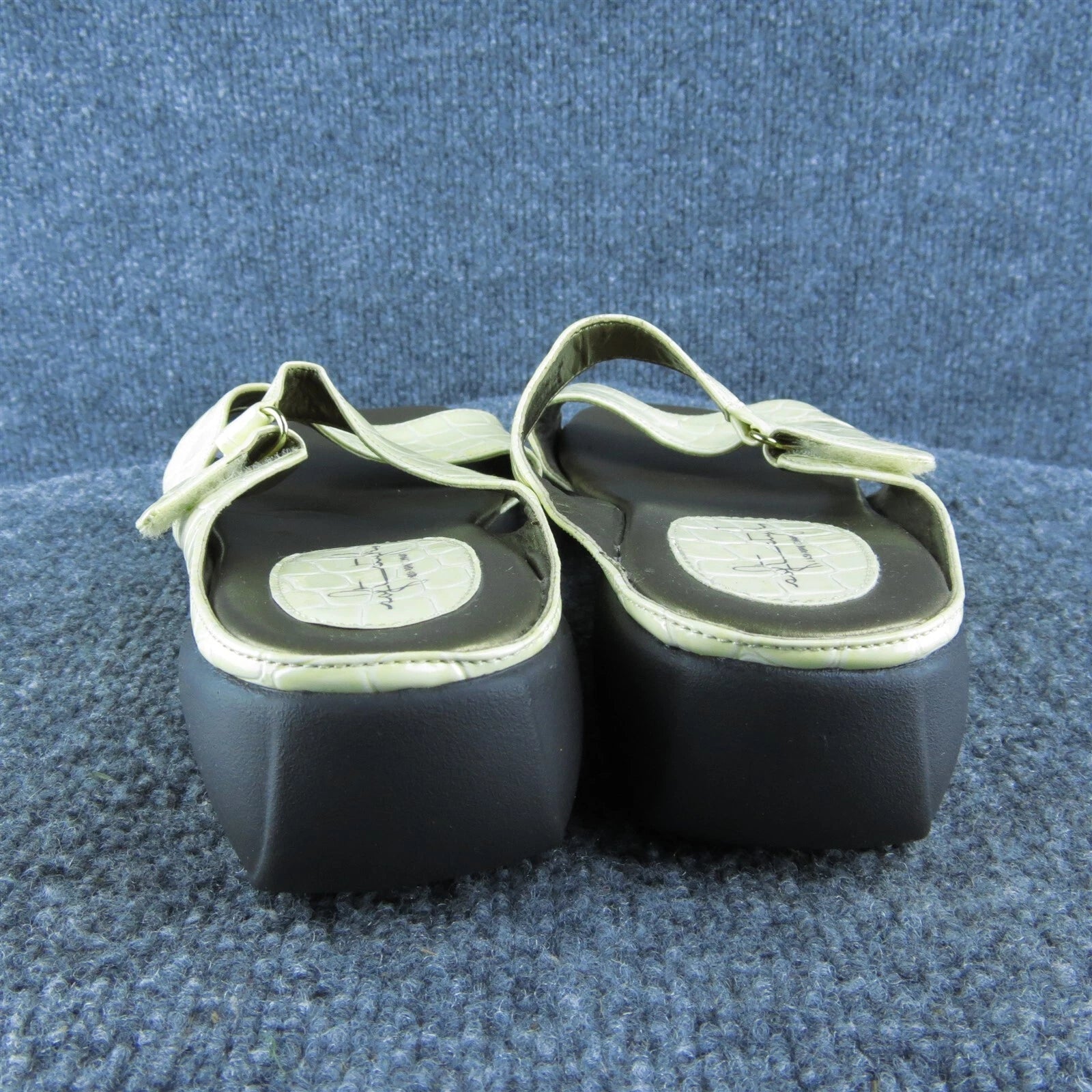 Soft Style  Women Slide Sandal Shoes Size 7.5 Wide Beige Synthetic