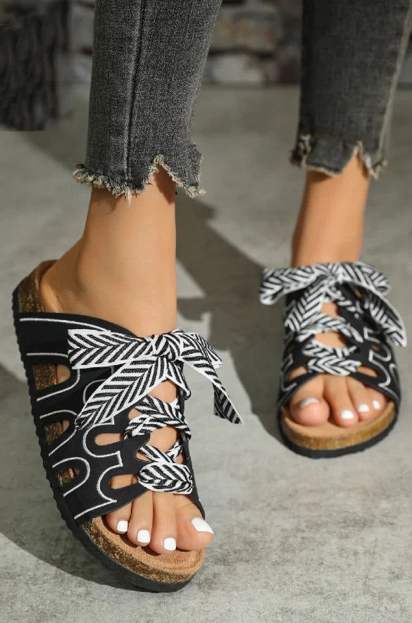 Women’s Casual Leather Look Chunky Ribbon Shoelace Top Post Sandals. EU 36-41