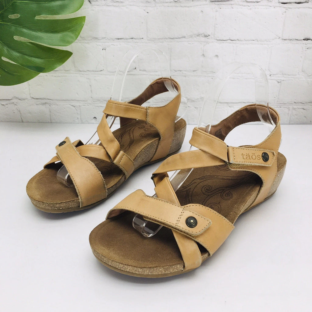 Taos Wedge Sandals Women's 9/40 Tan Leathe Gladiator Strappy Comfort Casual