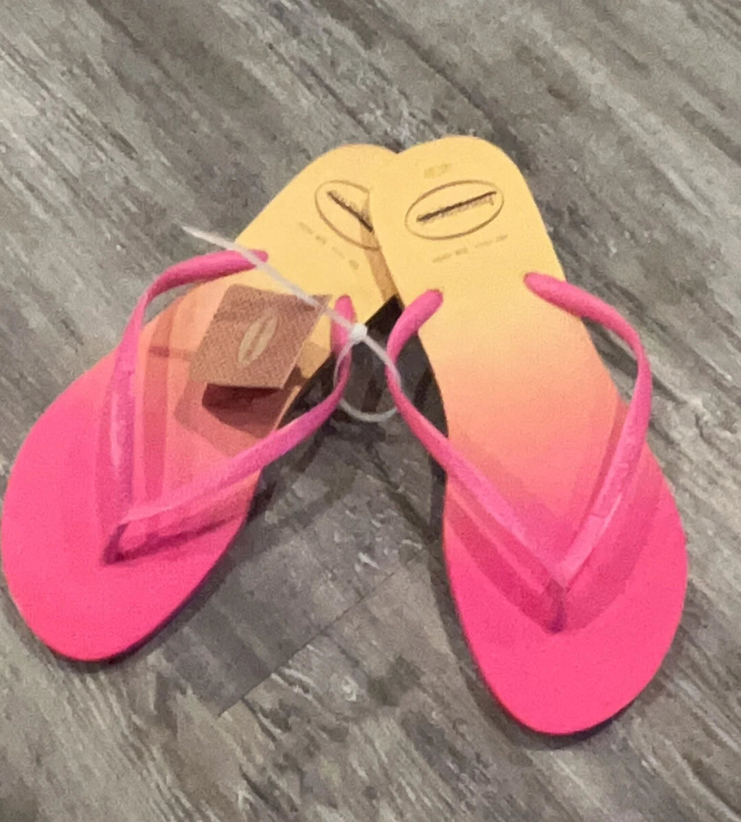 NWT Havaianas Women Pink Yellow Ombré Slim Style Brazil Flip Flop Sandals 11/12