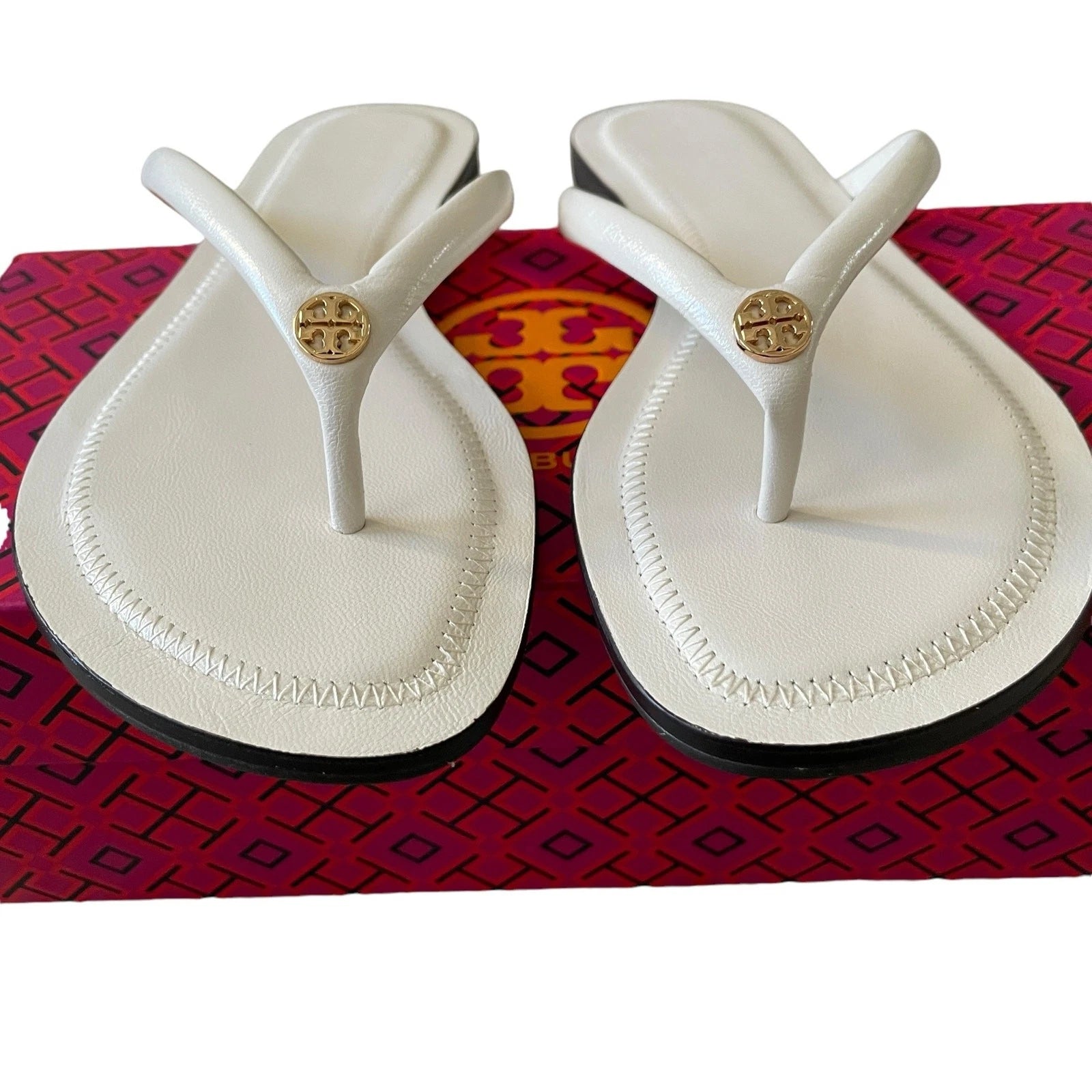 Tory Burch Women Chelsea Leather Flip Flop Thong Sandals Light Cream Sz 7.5 NEW