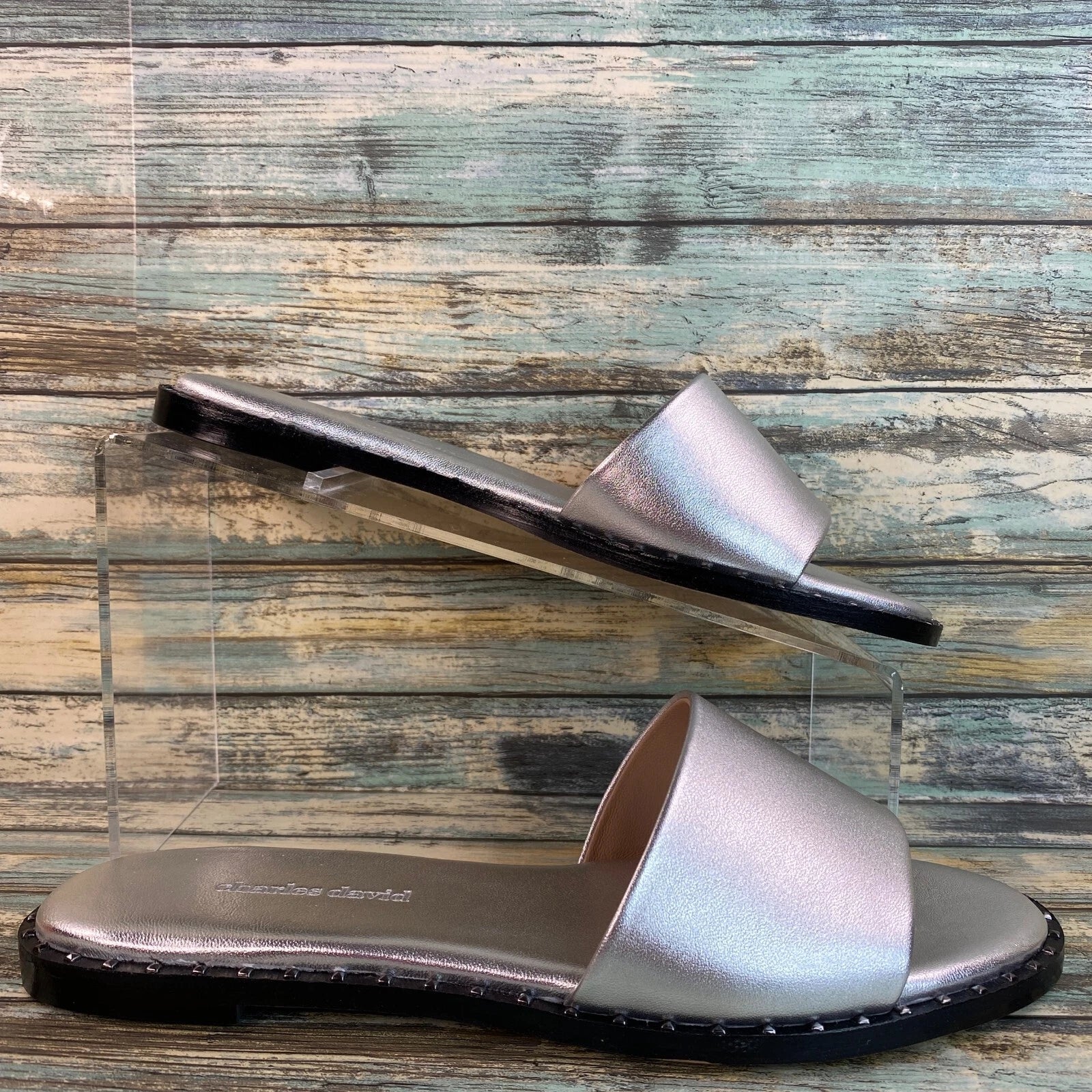 Charles David Slide Sandal Womens Sz 7.5M Silver Leather Low Heel Slip On Casual