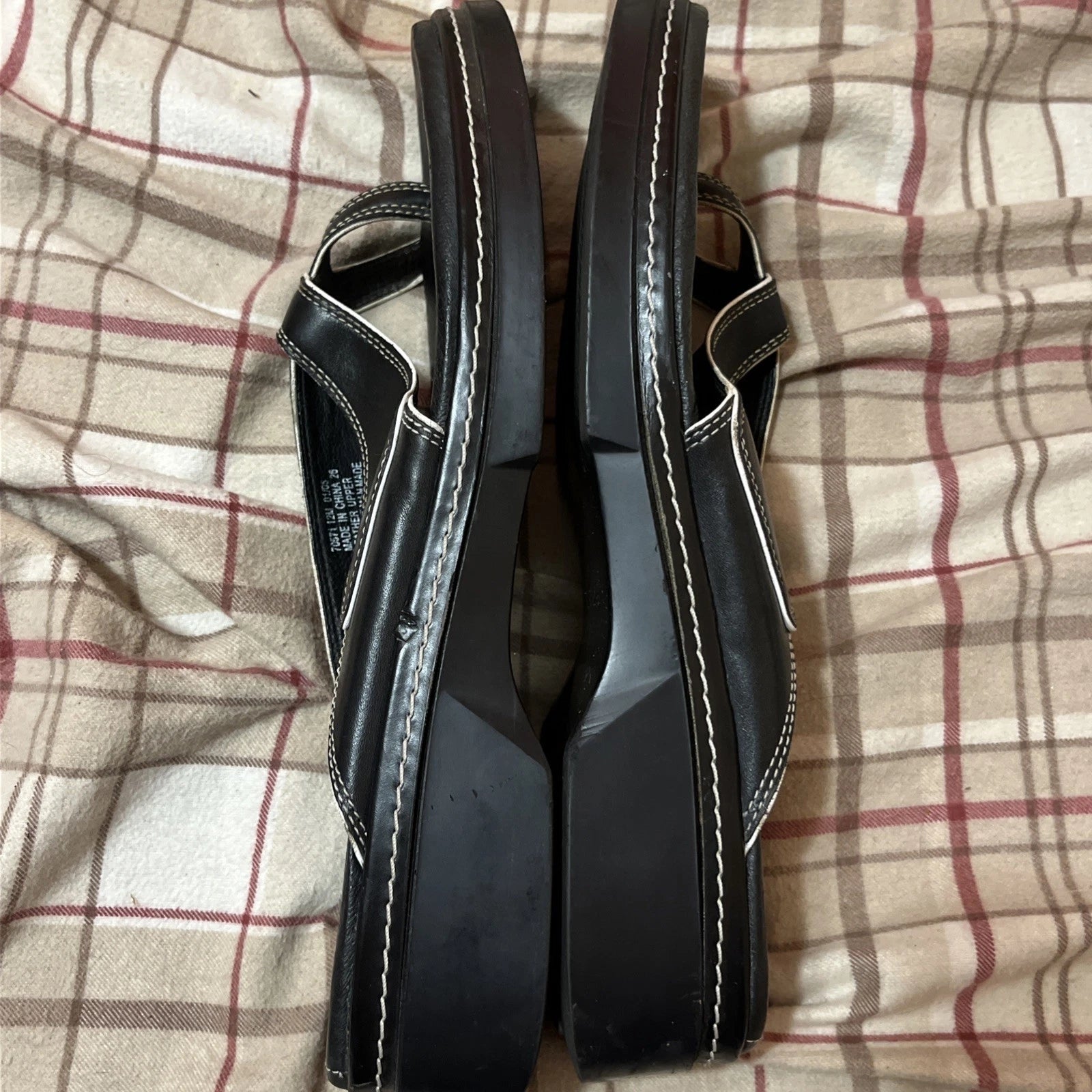 Clarks Womens Soft Black Leather Sandals Grannycore