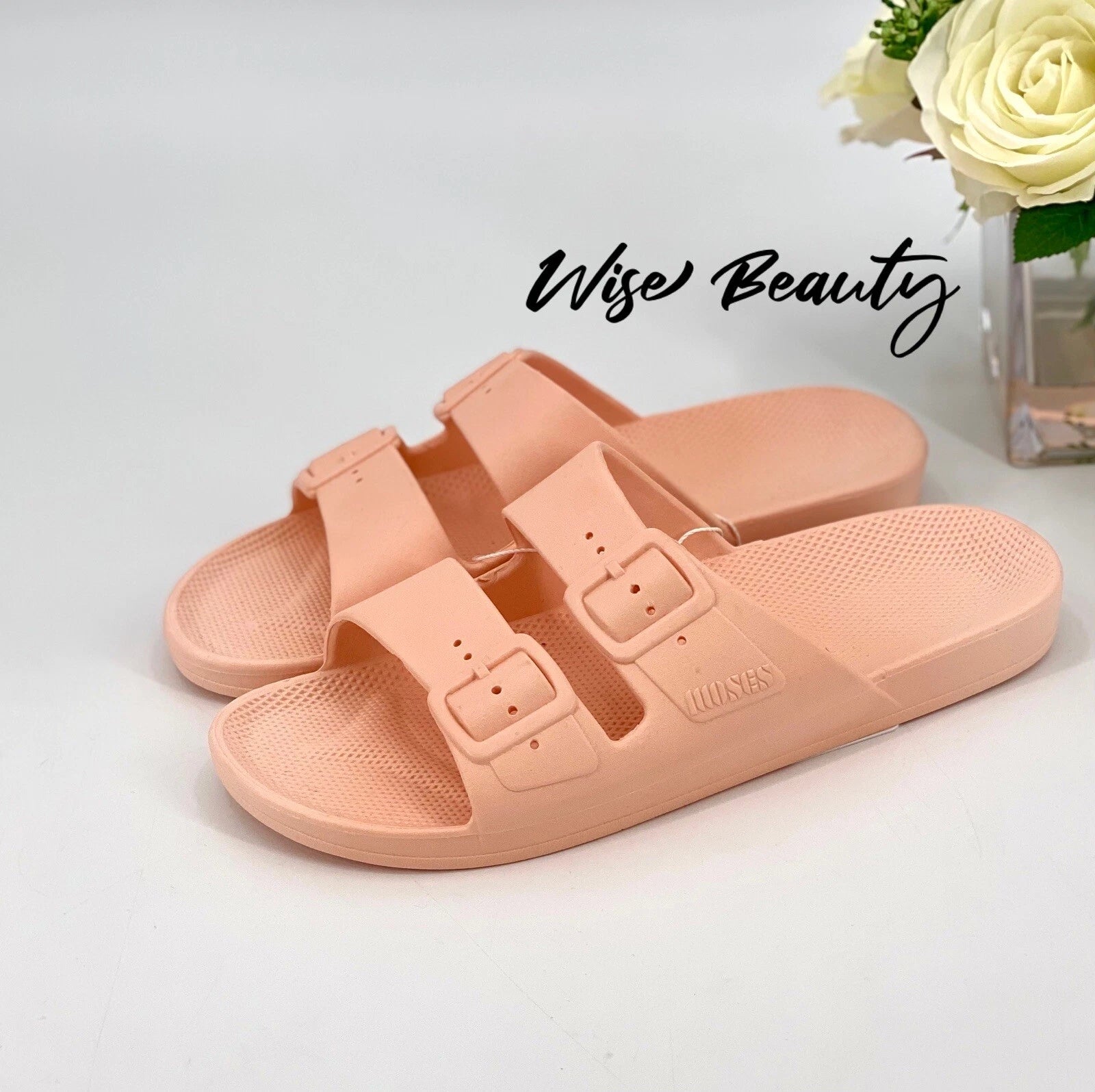 Freedom Moses Slide Sandals Women’s Size 10-10.5 Comfort Shoe Peach Baby