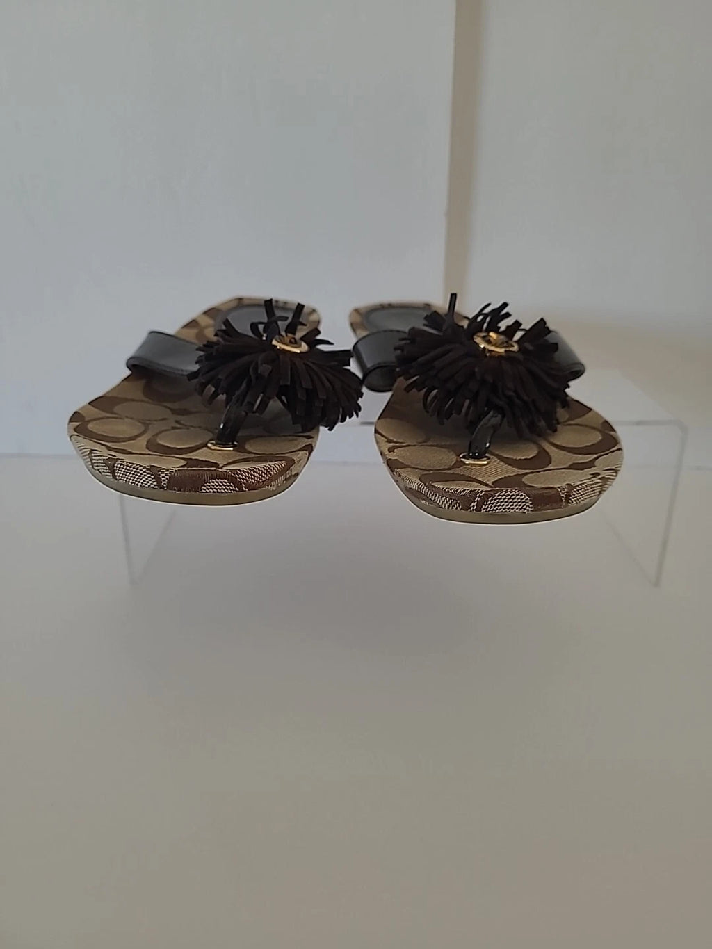Coach Suki Fringe SZ 6B Sandals Flower Signature Thong Flip Flop Brown Y2K Style