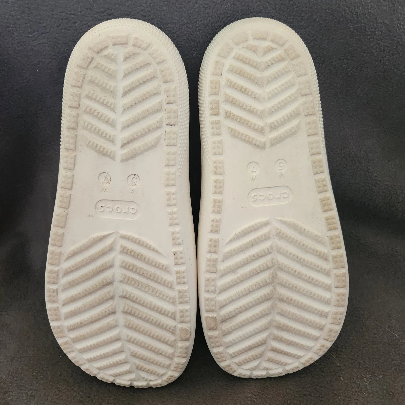 Crocs Unisex Classic Two Band Slide White Sandals W7/M5 Style 209403