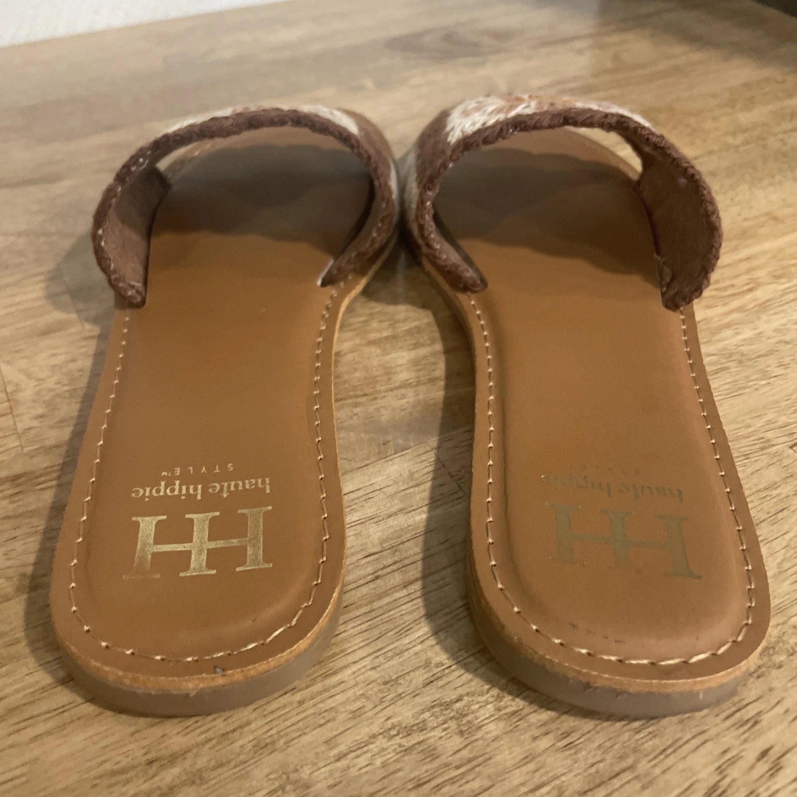 HAUTE HIPPIE  SZ  8 RIANNA SANDALS SLIDES Granny Core Fashion Brown  Square