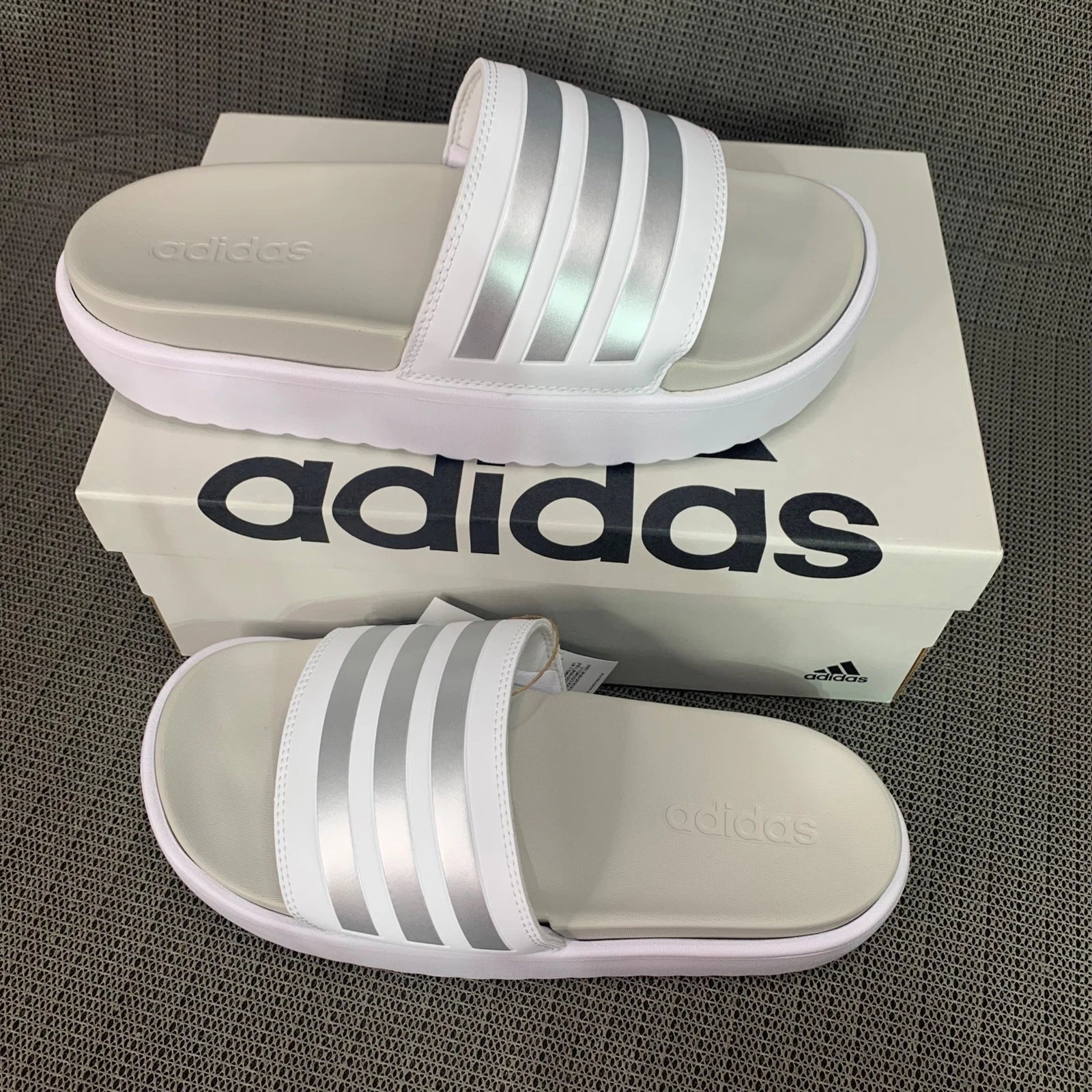 Adidas Adilette Womens Size 8 White/Silver Platform Slides fashionable footwear