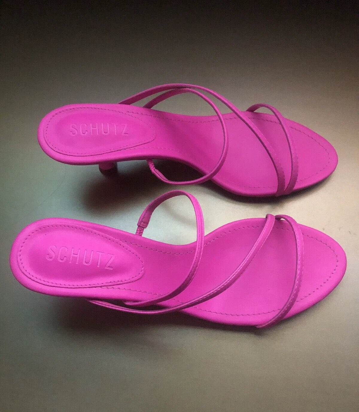NIB SCHUTZ Evenise Napa Leather Kitten Heel Strappy Sandals In Neon Pink 7.5 (7?