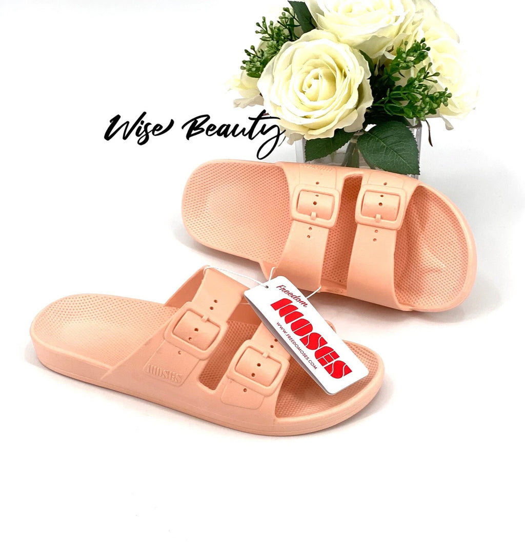 Freedom Moses Slide Sandals Women’s Size 10-10.5 Comfort Shoe Peach Baby