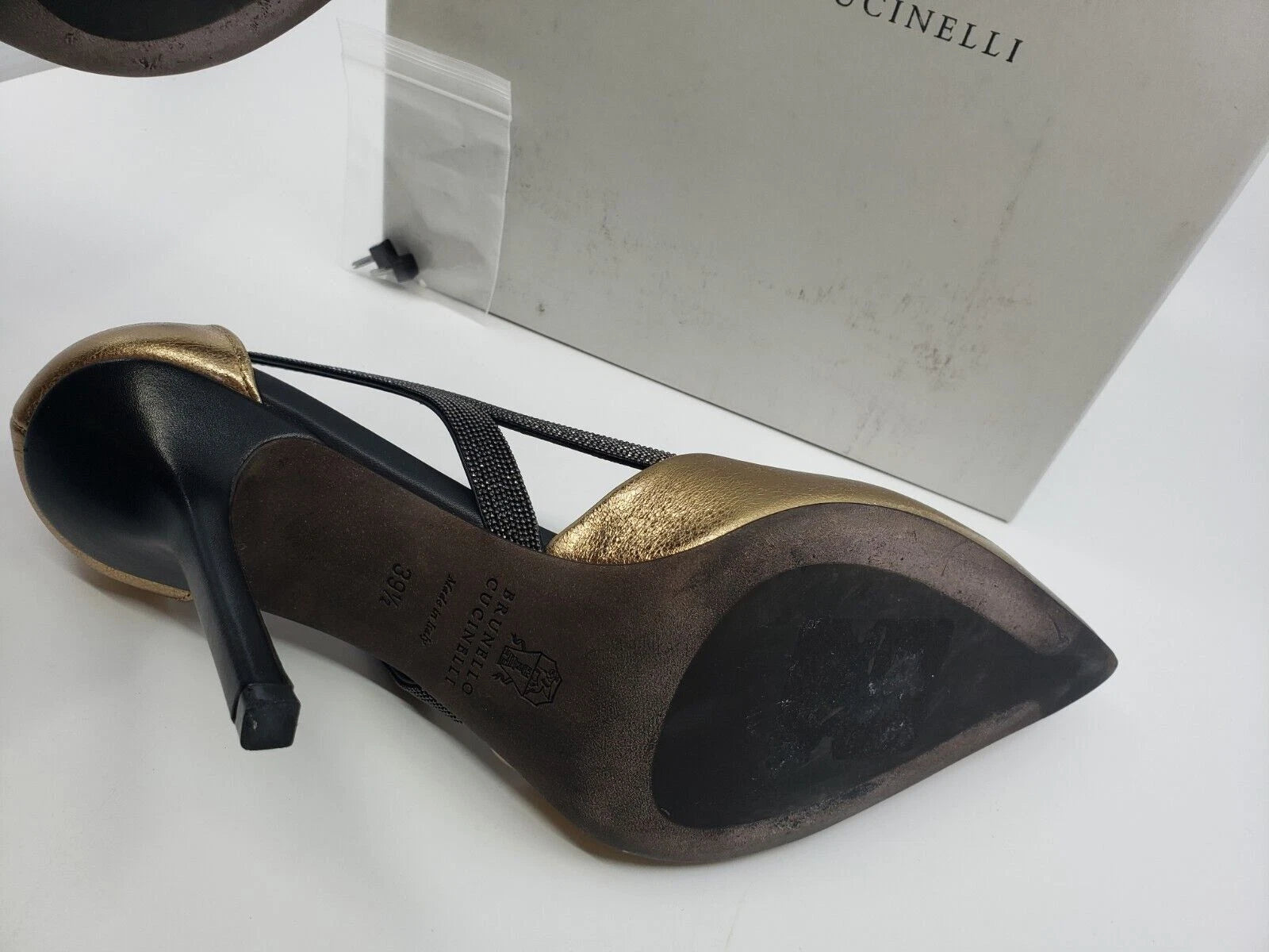 NEW Women's Brunello Cucinelli Embellished leather pumps monilli TRIM SZ EU 39.5