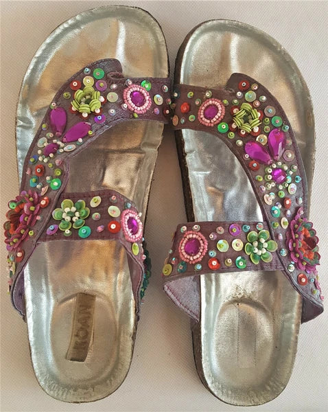 Koan Womens Slip On Thong Flat Sandal Silver Embellished Sz 7.5