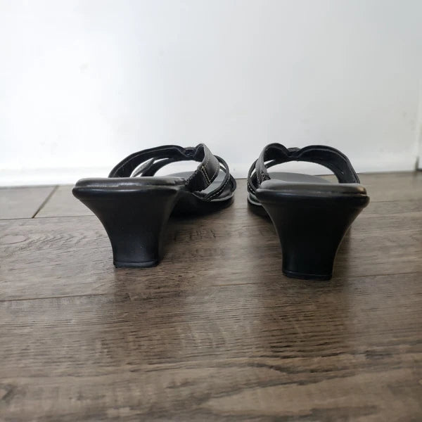 I Love Comfort PAIGE Black Leather Sandals Style 47853 Kitten Heels Women’s 10M