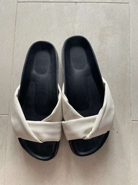 Dazie White Knot-Style Nordic Flats Shoes
