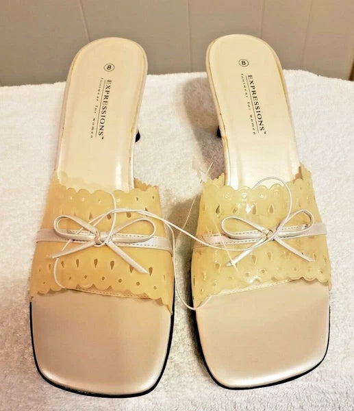 Women's Expressions Clear/Pearl Slide Sandals  Sz  8 New in Box Style #19121