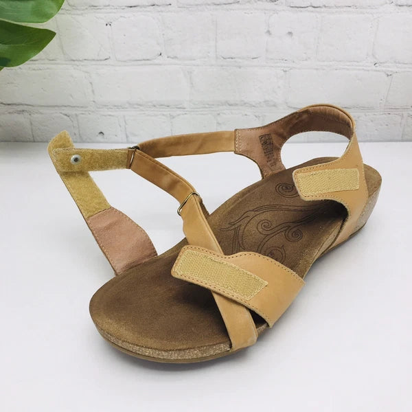 Taos Wedge Sandals Women's 9/40 Tan Leathe Gladiator Strappy Comfort Casual