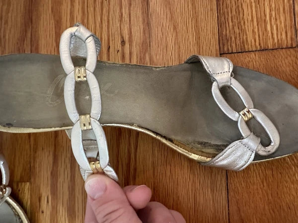 Onex Women's Style "Link" in Platinum Kitten Heel Sandal Size 8M